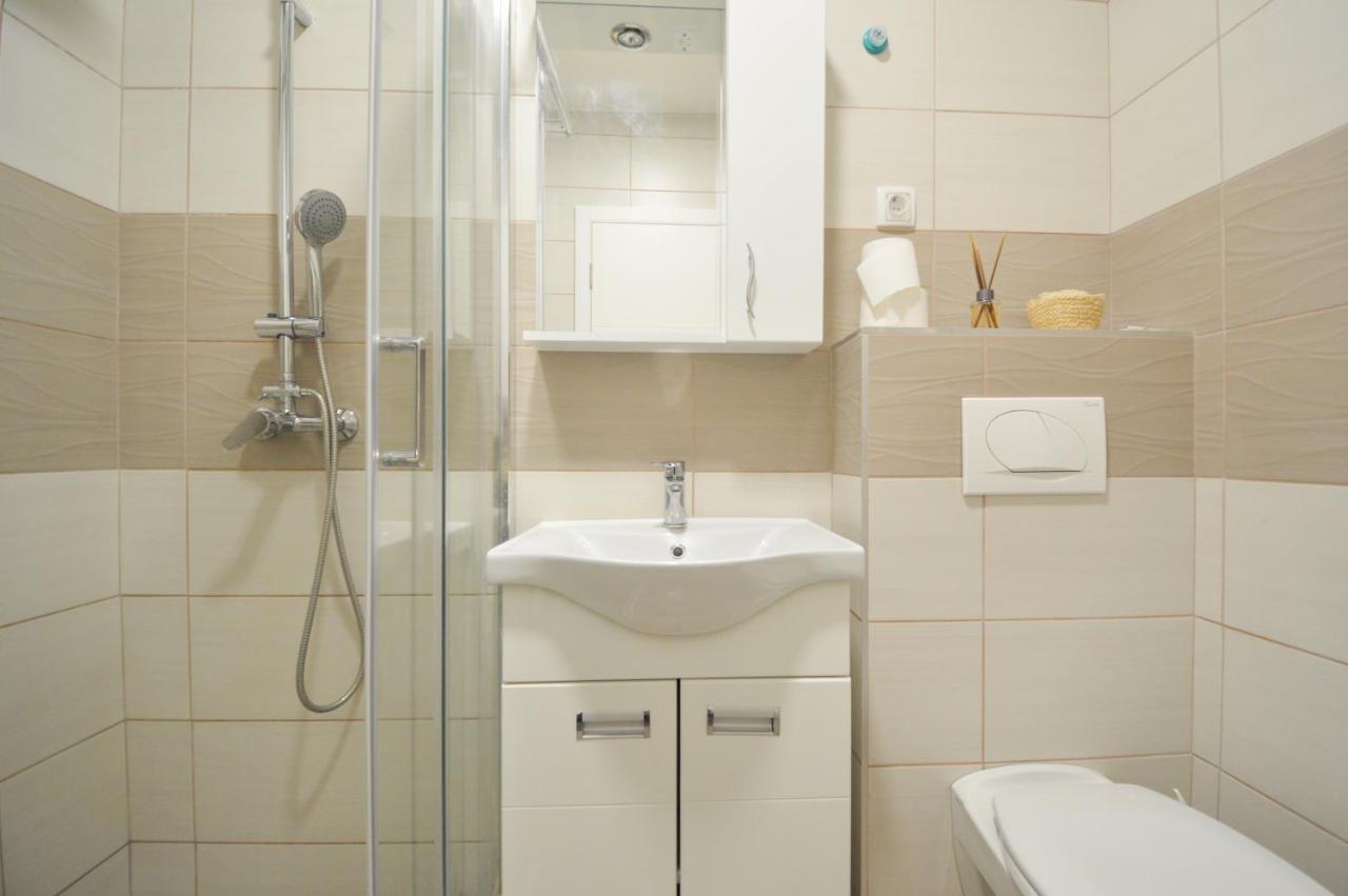 Shine24 - Spacious And Bright Apartment - New Novi Sad Exterior photo